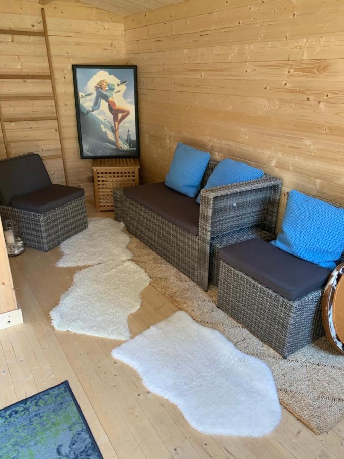 Das Haus Am Teich Besitz Екстериор снимка