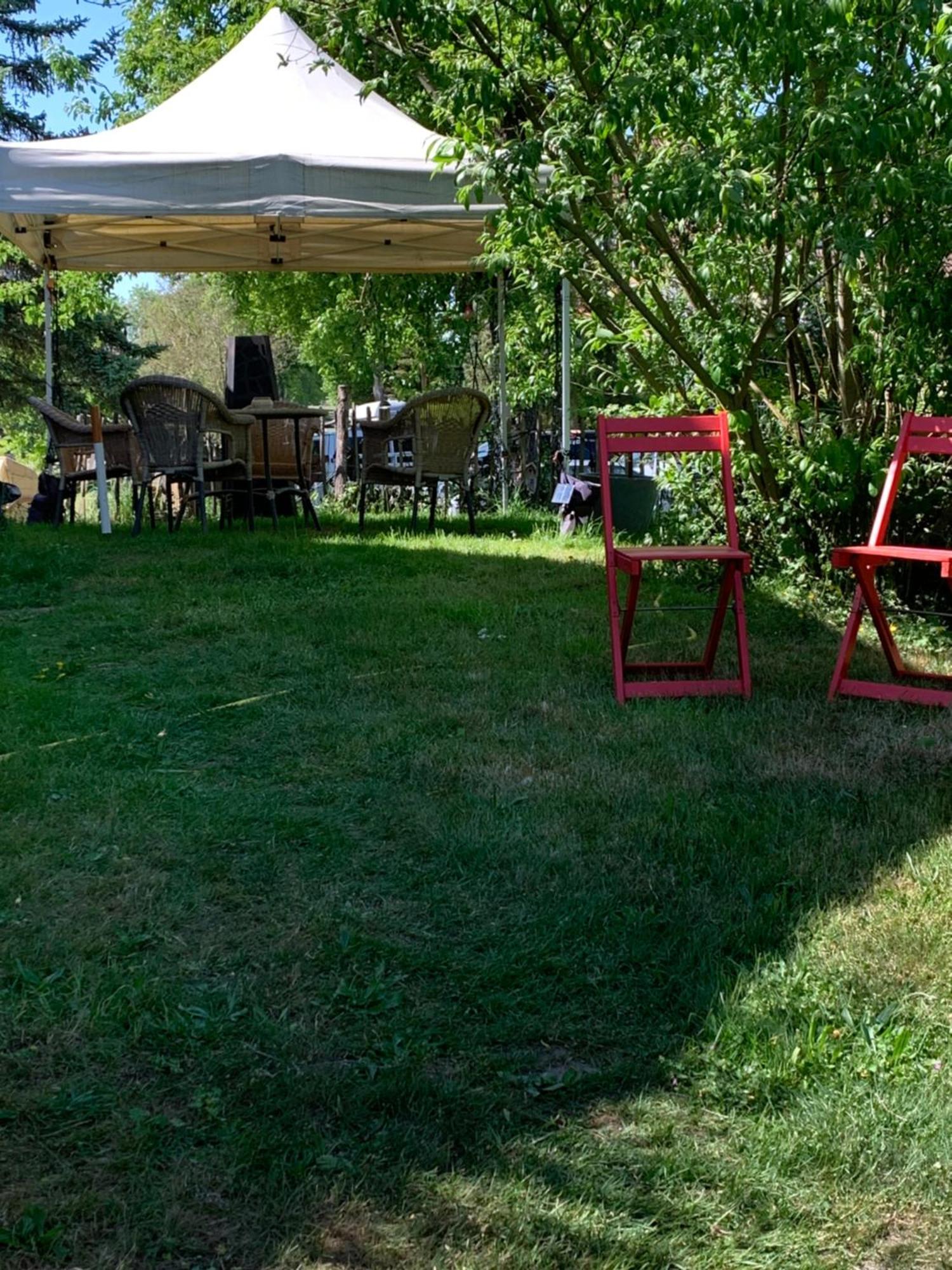 Das Haus Am Teich Besitz Екстериор снимка